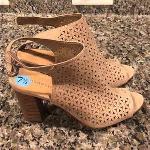 Madden Girl Dress Sandal